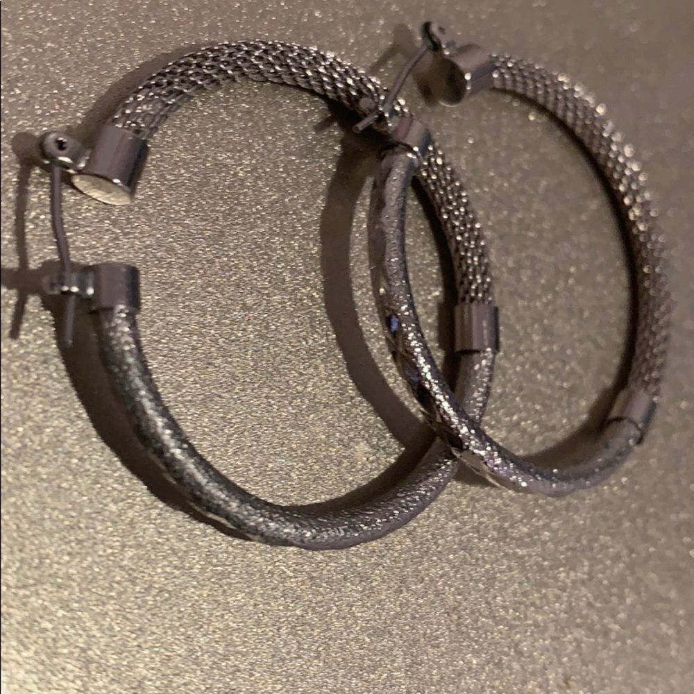 🎉Last deal 🎉Cache hoop earring - Picture 5 of 5